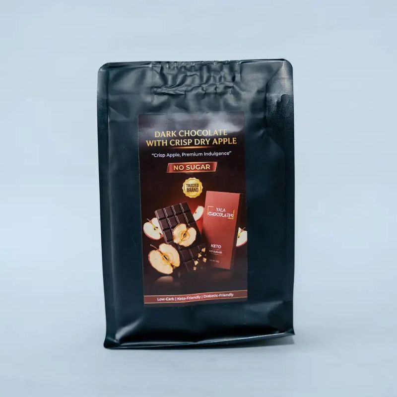 Dark chocolate with crispy dry apple no sugar