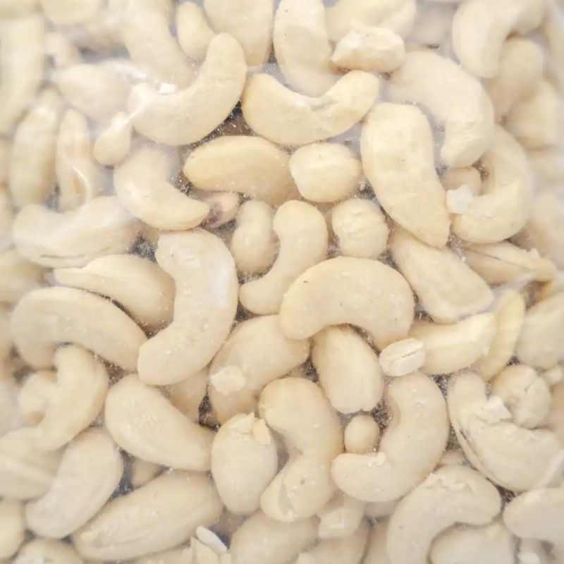 320 Kaju(250g)